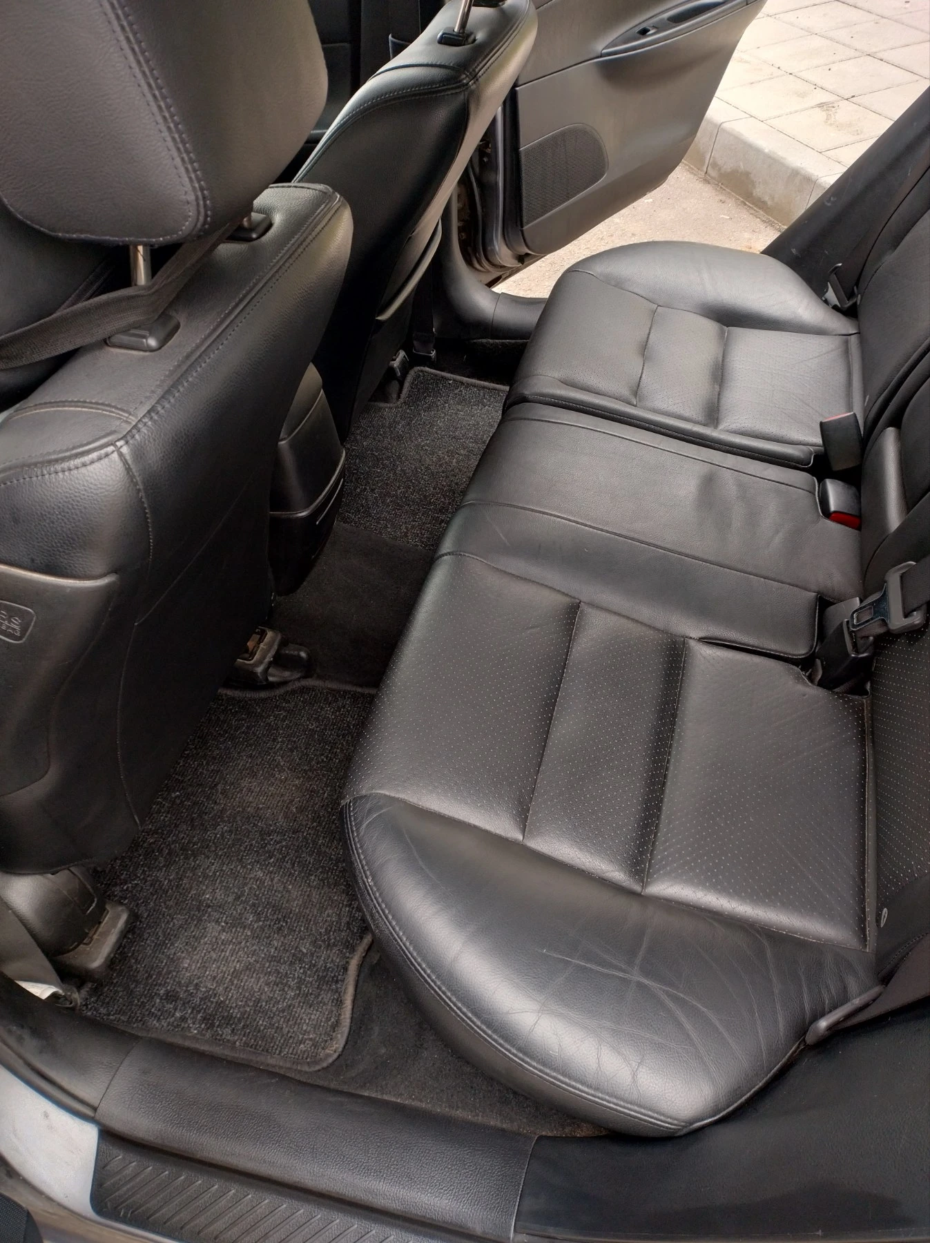 Mazda 6 2, 0i - изображение 7