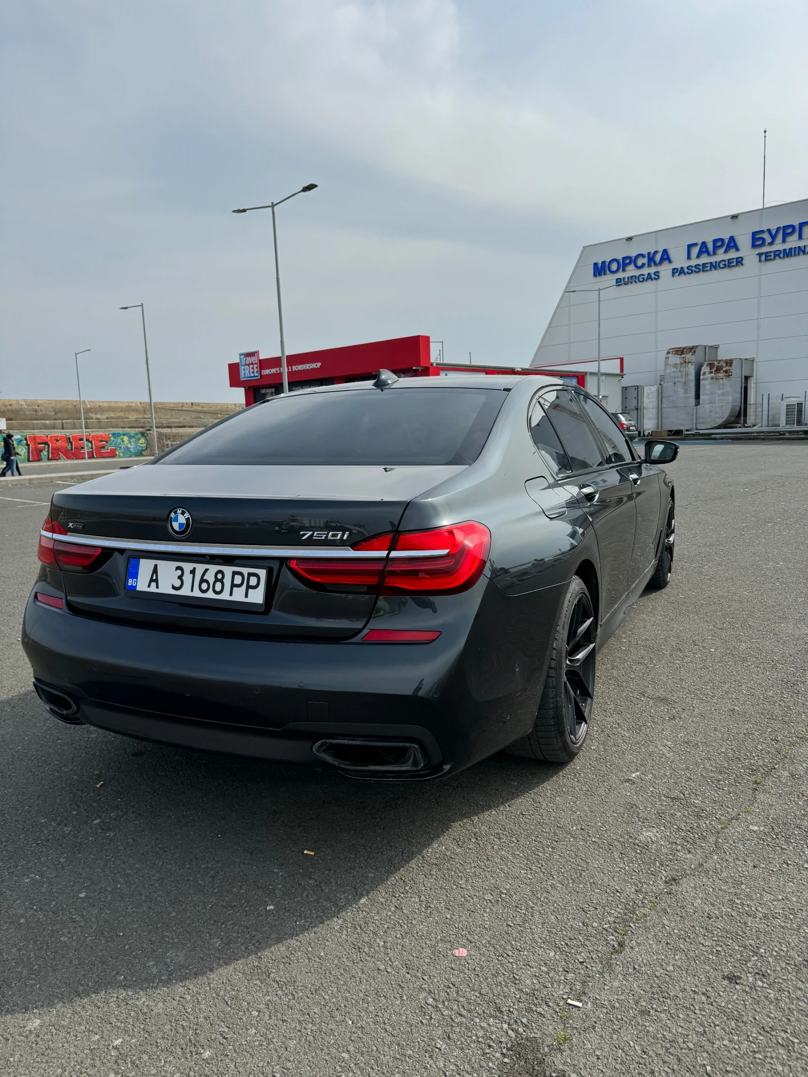 BMW 750, снимка 4 - Автомобили и джипове - 53894538