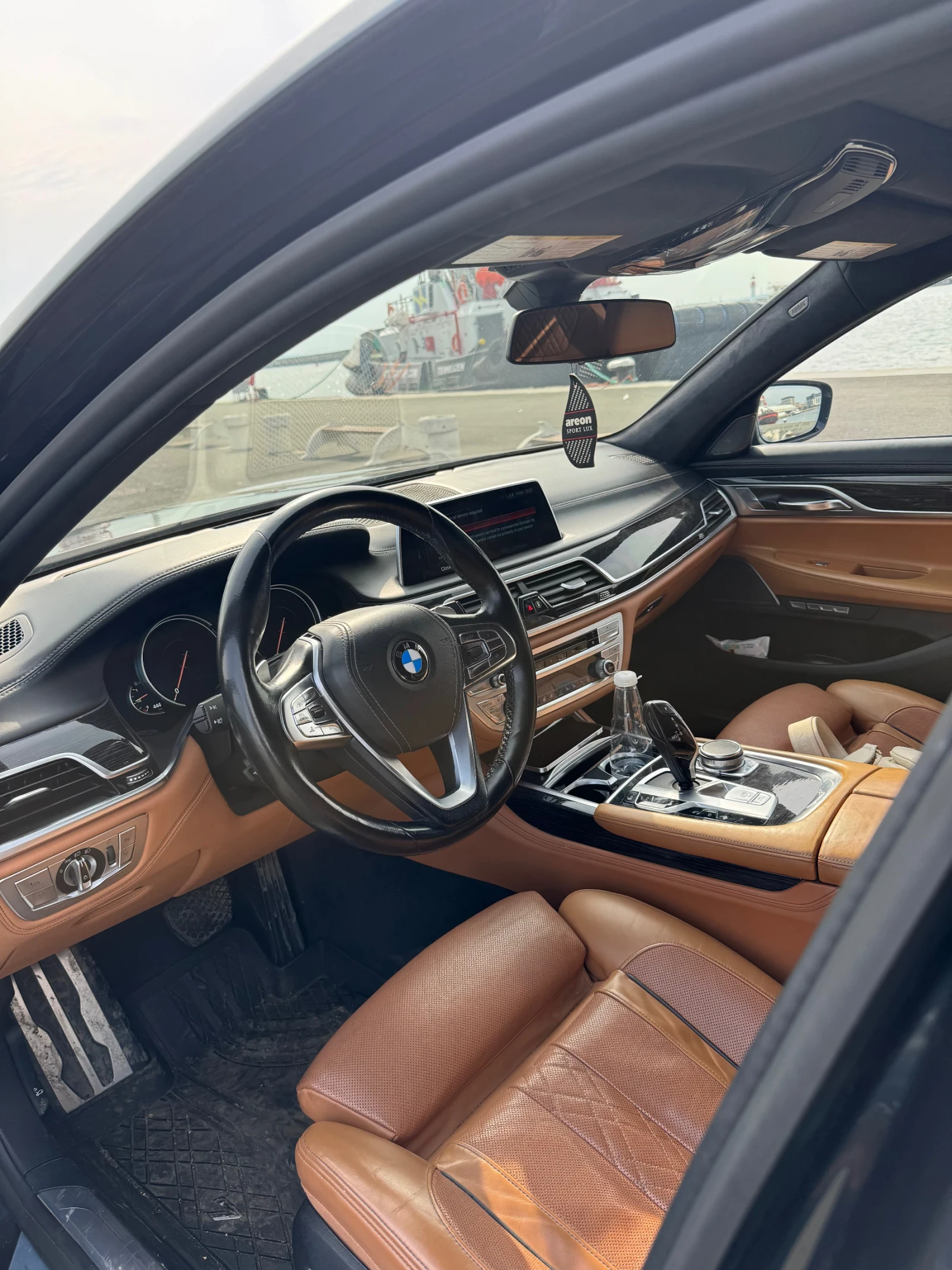 BMW 750, снимка 7 - Автомобили и джипове - 53894538