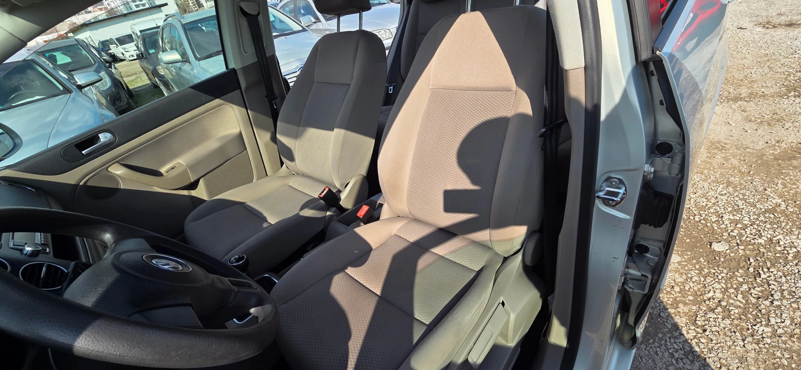 VW Golf Plus 75000 km !!!!!!!!, снимка 7 - Автомобили и джипове - 53975563