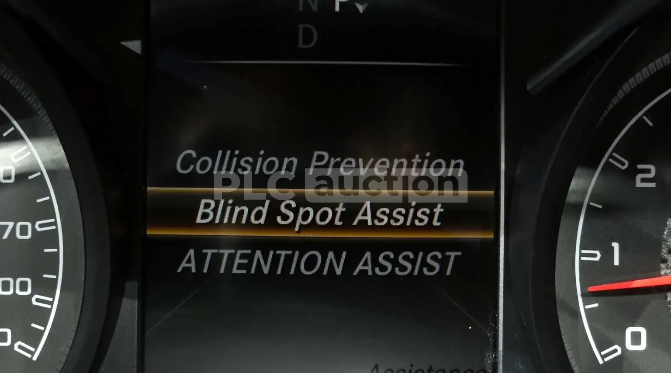 Mercedes-Benz C 63 AMG, снимка 13 - Автомобили и джипове - 54115429