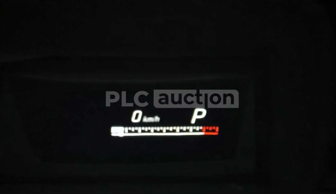 Mercedes-Benz C 63 AMG, снимка 8 - Автомобили и джипове - 54115429