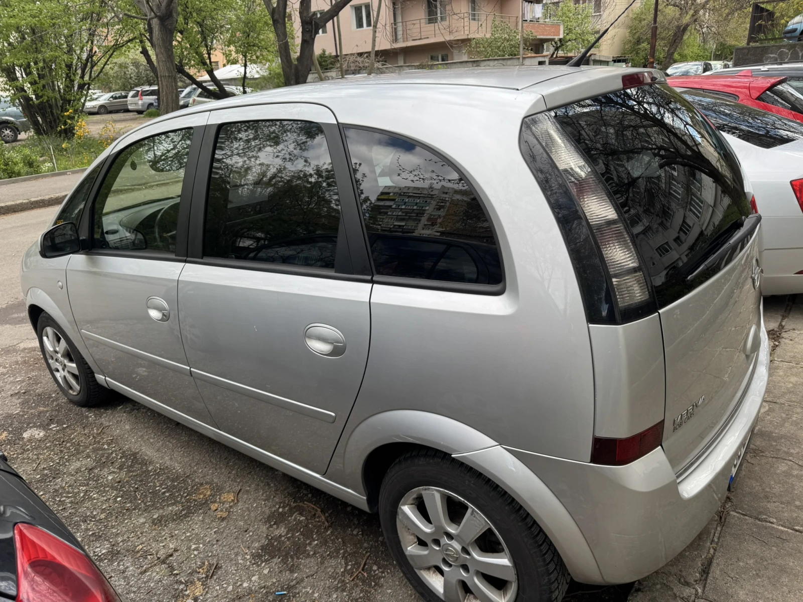 Opel Meriva, снимка 2 - Автомобили и джипове - 54296086