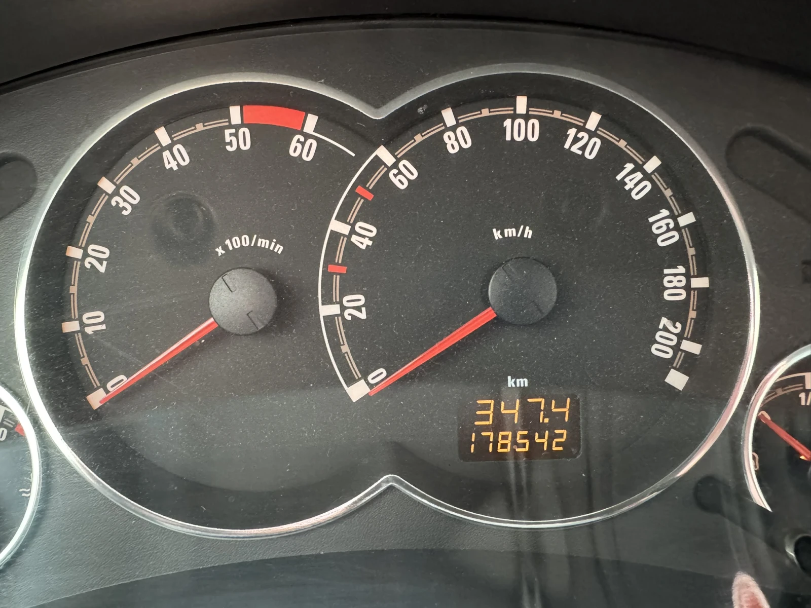 Opel Meriva, снимка 9 - Автомобили и джипове - 54296086