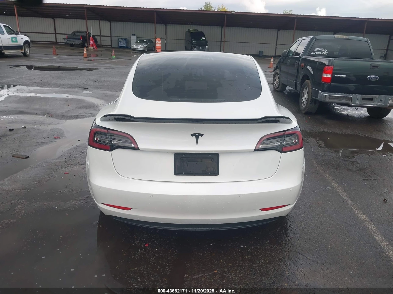 Tesla Model 3, снимка 16 - Автомобили и джипове - 54481621