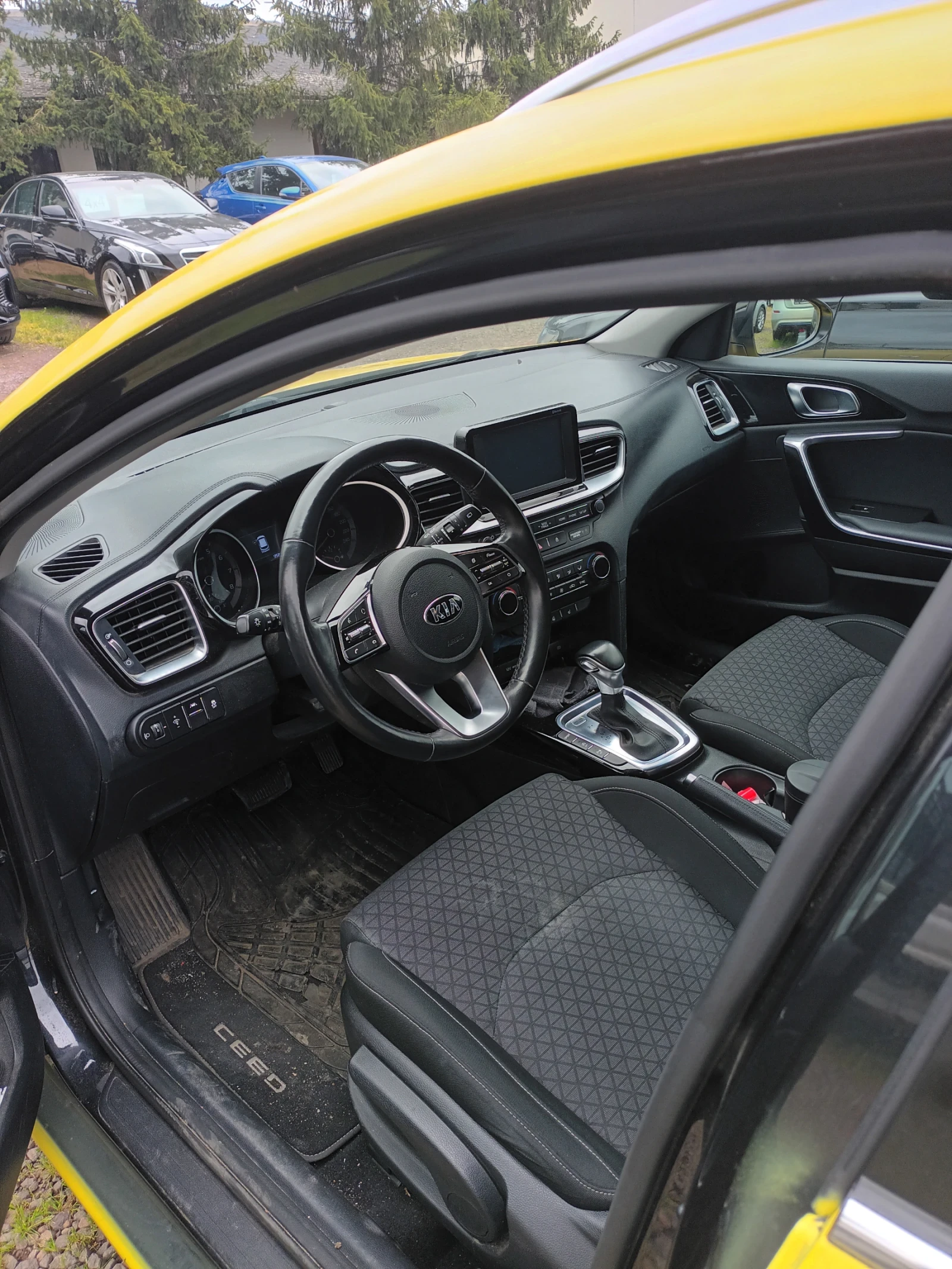 Kia Ceed, снимка 6 - Автомобили и джипове - 54623191