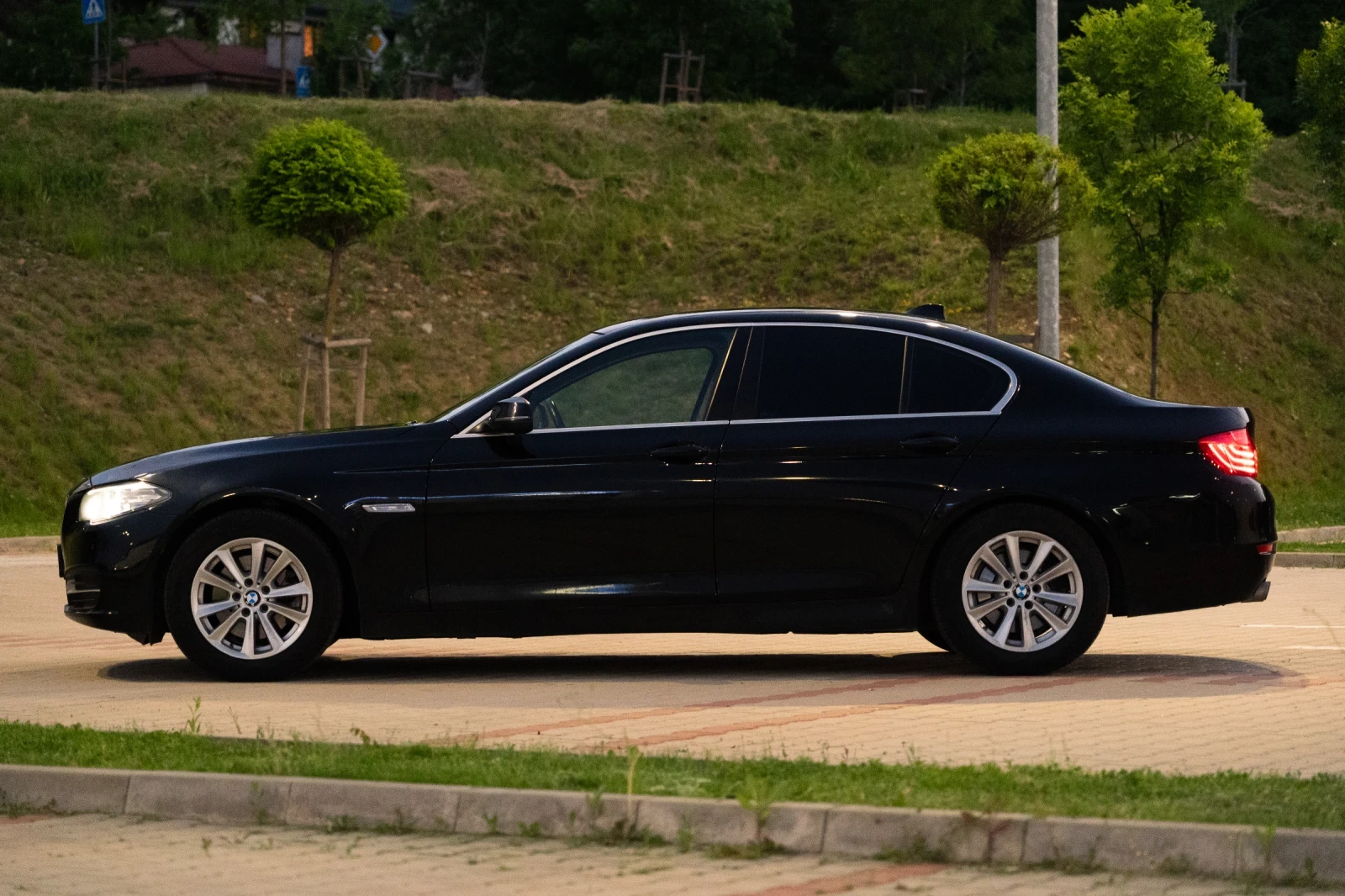 BMW 520 F10 xDrive, снимка 5 - Автомобили и джипове - 54754462