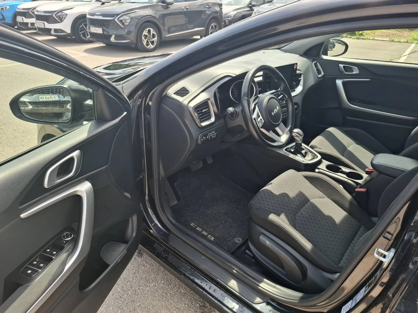 Kia Ceed 1.5 T-gdi Comfort Гаранция, снимка 9 - Автомобили и джипове - 54843976