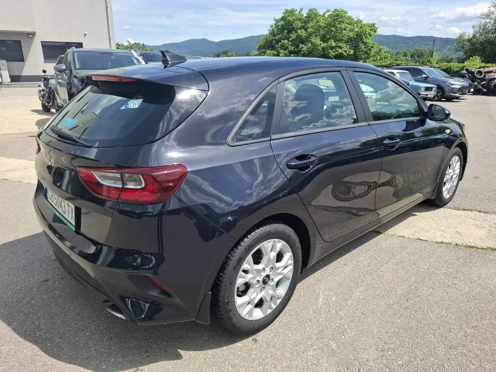 Kia Ceed 1.5 T-gdi Comfort Гаранция, снимка 4 - Автомобили и джипове - 54843976