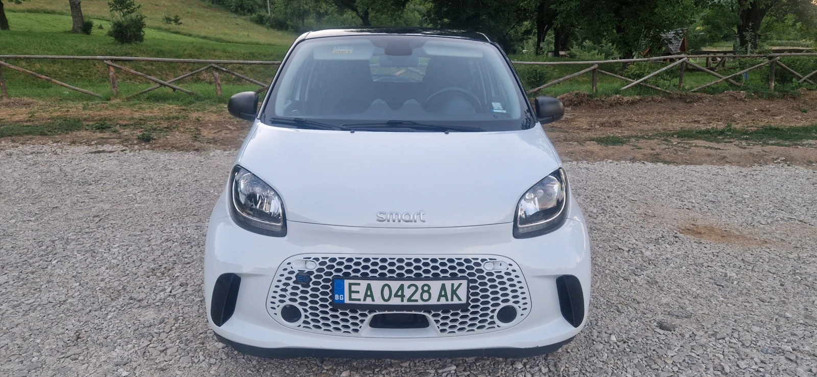 Smart Forfour EQ 17.7kw, снимка 3 - Автомобили и джипове - 54974593