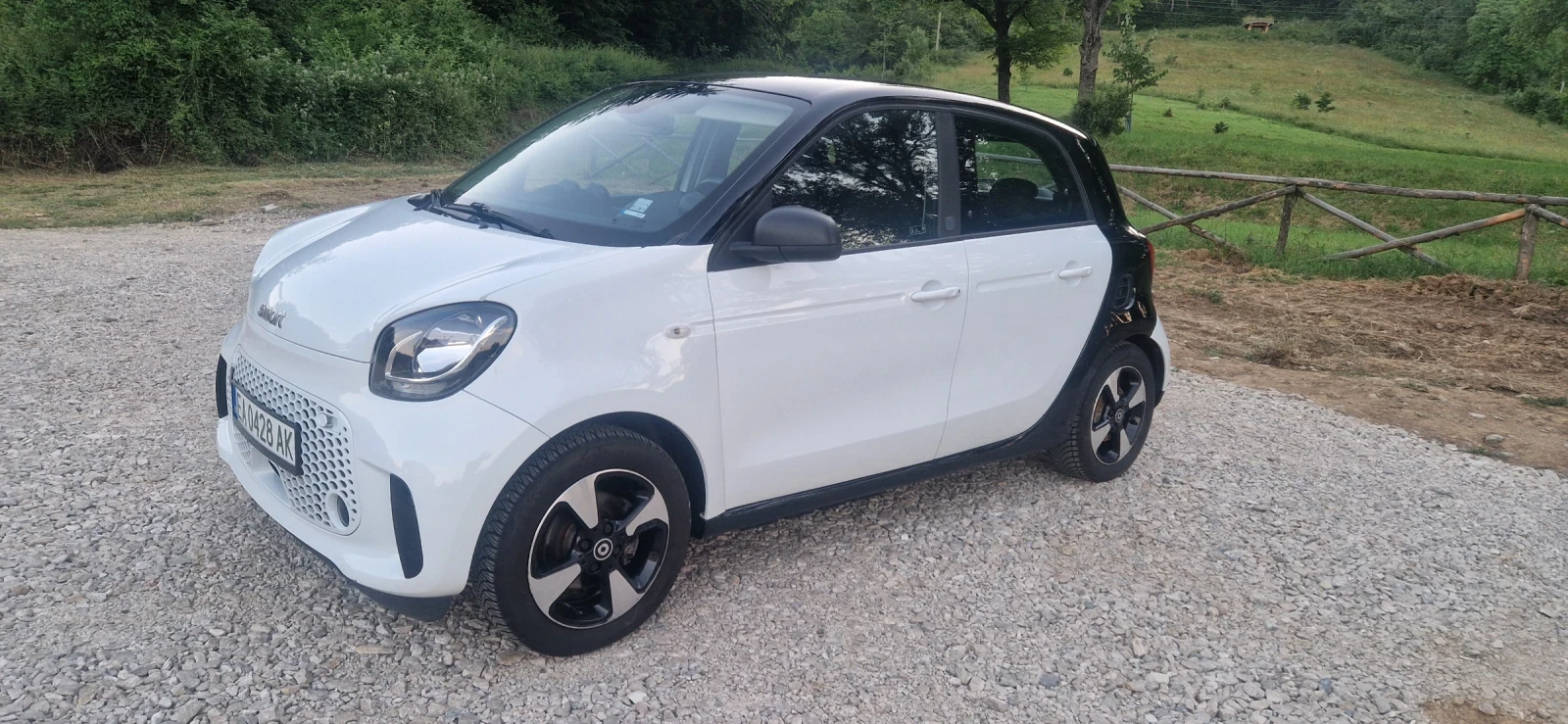 Smart Forfour EQ 17.7kw, снимка 8 - Автомобили и джипове - 54974593