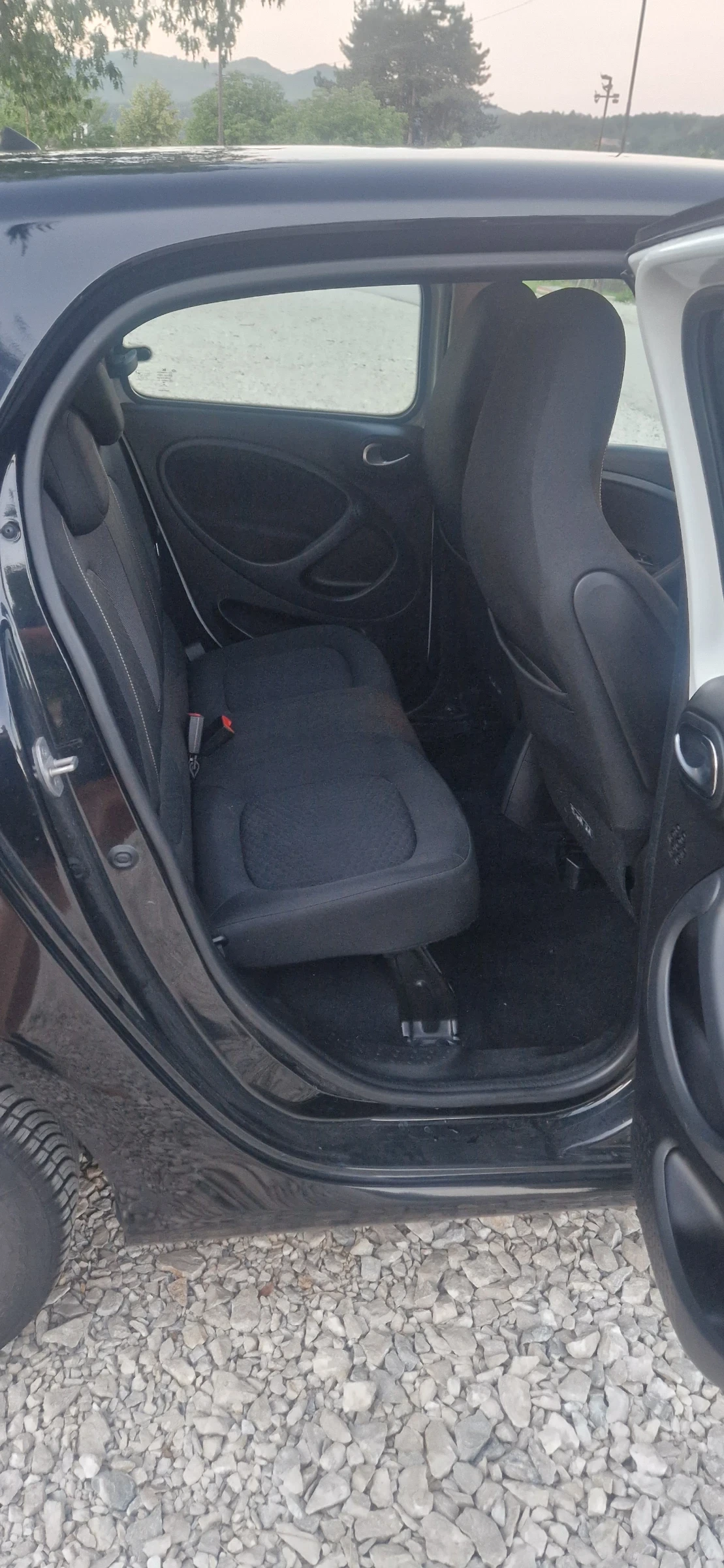 Smart Forfour EQ 17.7kw, снимка 15 - Автомобили и джипове - 54974593