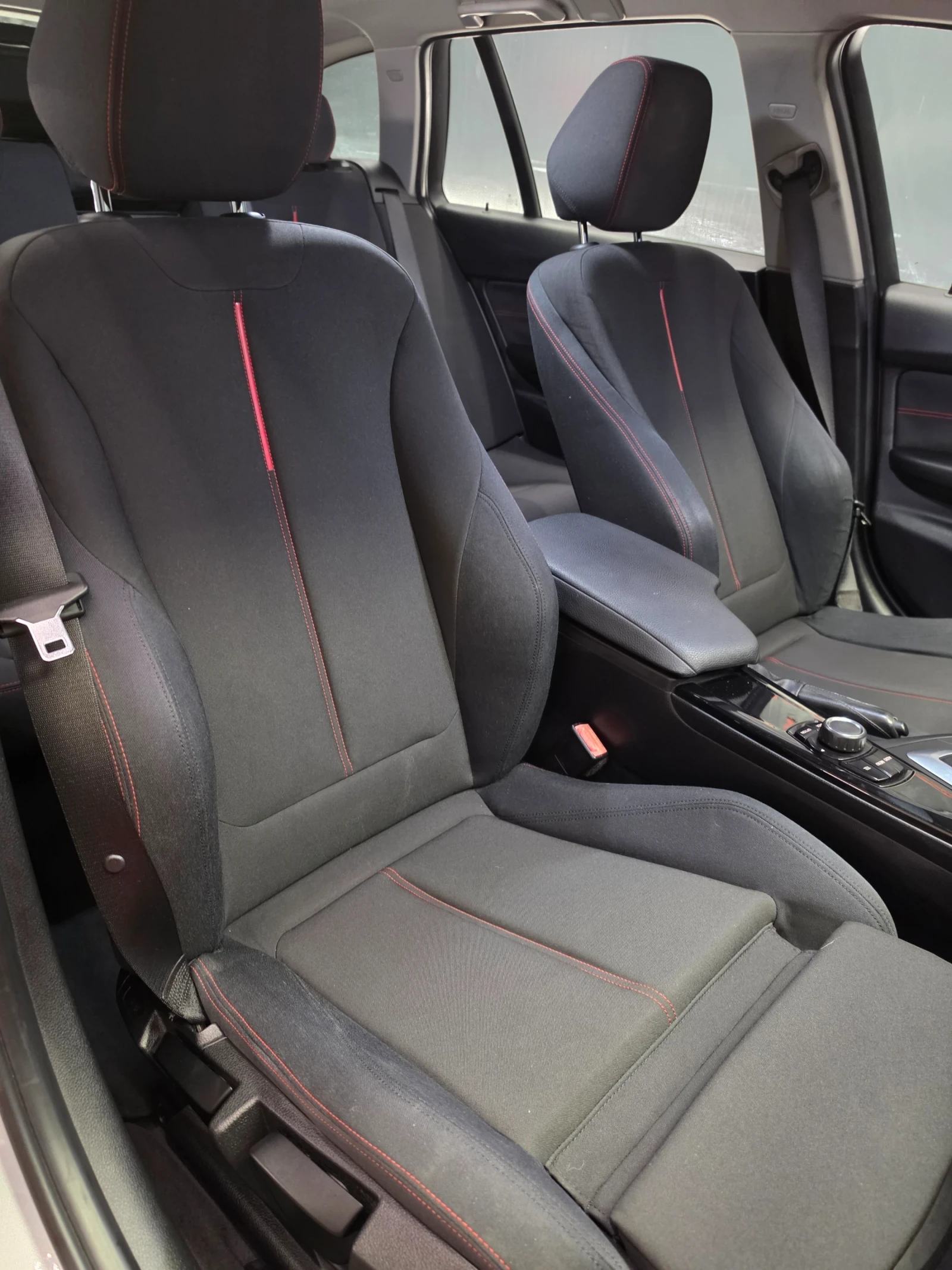 BMW 316 2.0* 116к.с* АВТОМАТ* FULL-M-SPORT* CARPLAY* , снимка 8 - Автомобили и джипове - 55562198