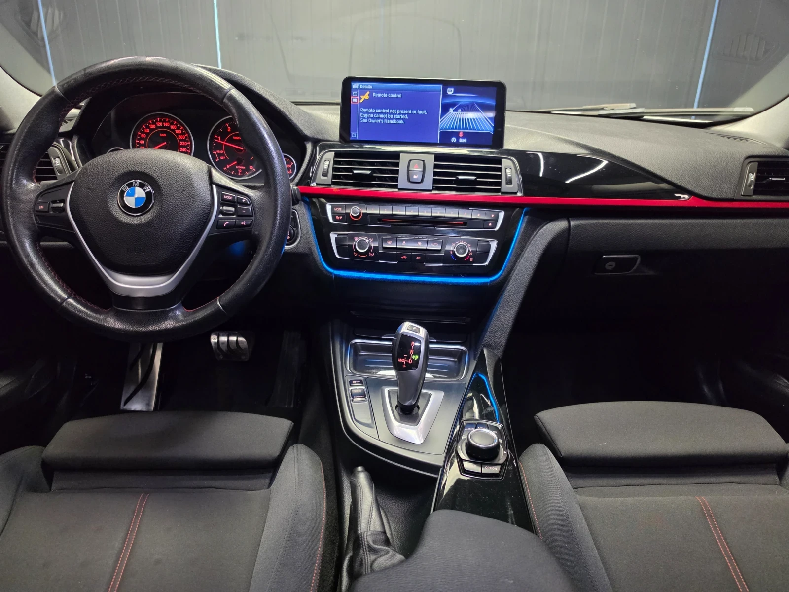 BMW 316 2.0* 116к.с* АВТОМАТ* FULL-M-SPORT* CARPLAY* , снимка 10 - Автомобили и джипове - 55562198