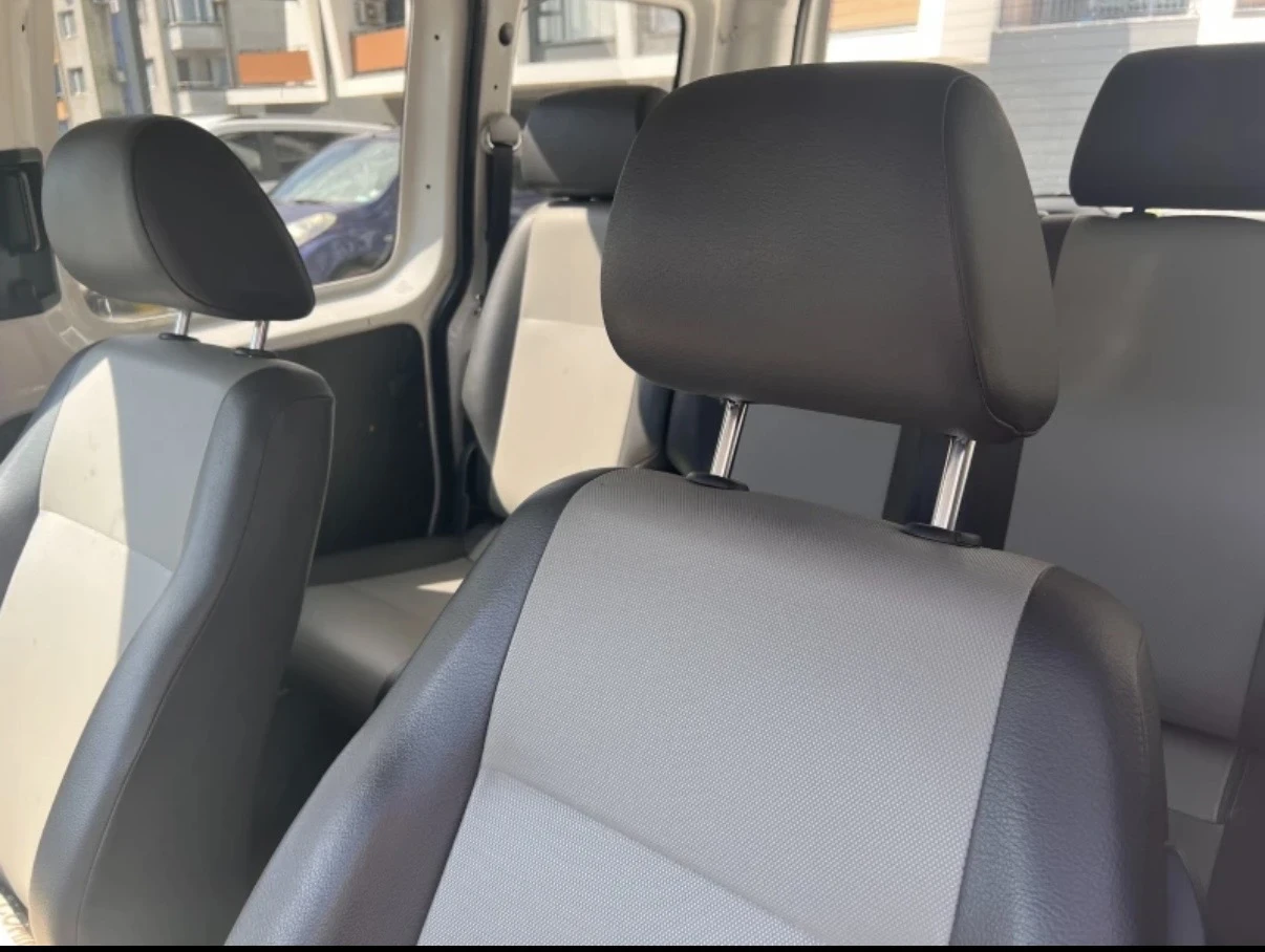 VW Caddy 1.6 102 коня 2012 година, снимка 5 - Автомобили и джипове - 55621190