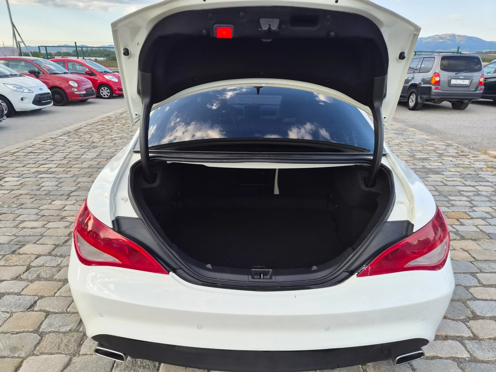 Mercedes-Benz CLA 250 4Matic ВСИЧКО ПЛАТЕНО , снимка 9 - Автомобили и джипове - 55944963