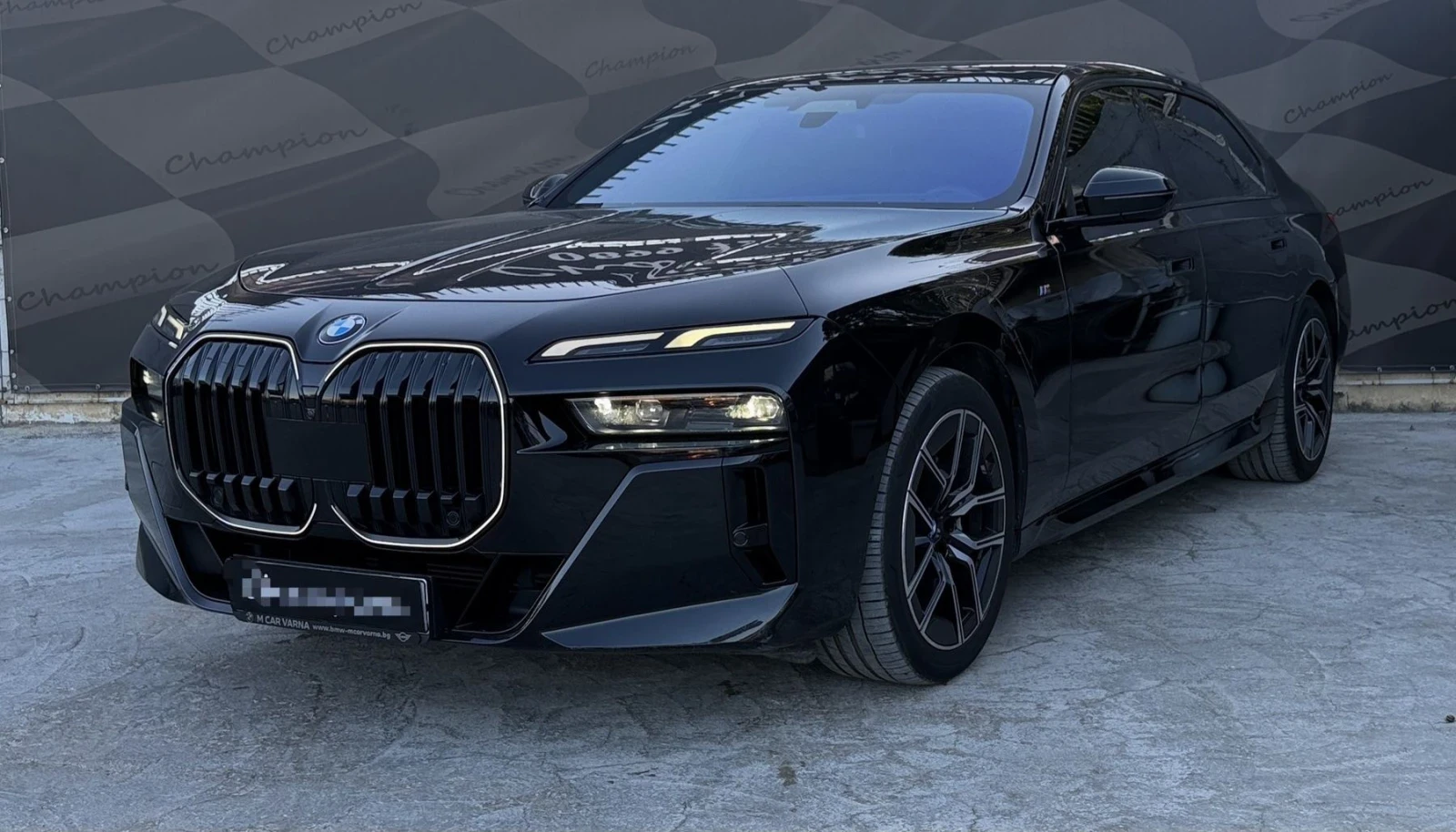 BMW 740 BMW 740d xDrive (Mild-Hybrid) | M Sport | Bowers &
