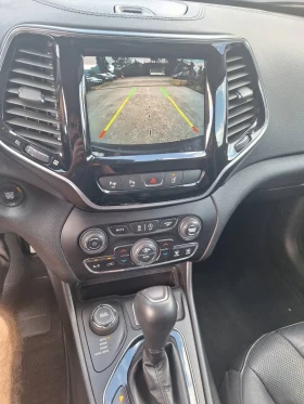 Jeep Cherokee 2.2 D 4X4 full , снимка 11