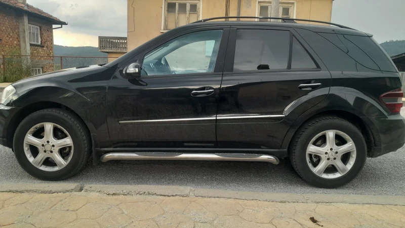 Mercedes-Benz ML 320, снимка 2 - Автомобили и джипове - 46944834