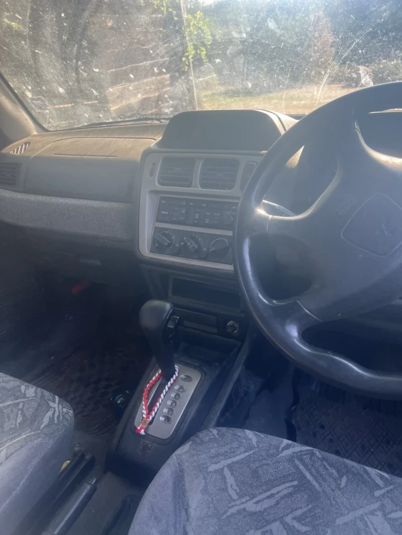 Mitsubishi Pajero pinin, снимка 5 - Автомобили и джипове - 47177847