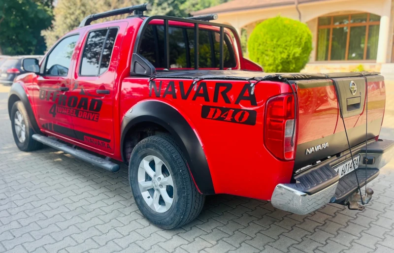 Nissan Navara 2.5 DCI 4x4 , снимка 5 - Автомобили и джипове - 51026526
