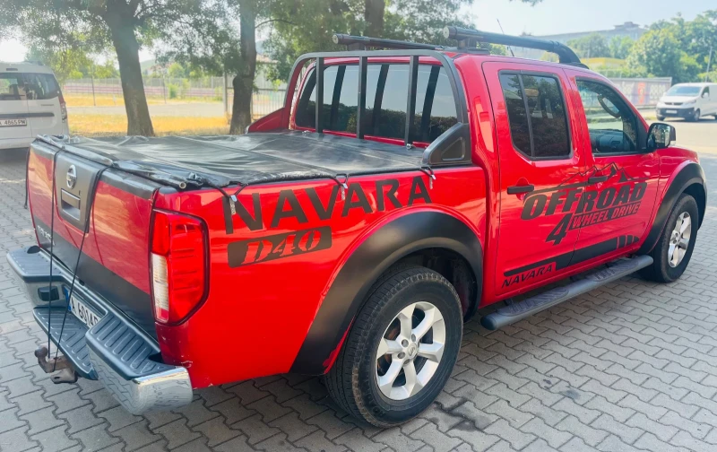 Nissan Navara 2.5 DCI 4x4 , снимка 4 - Автомобили и джипове - 51026526