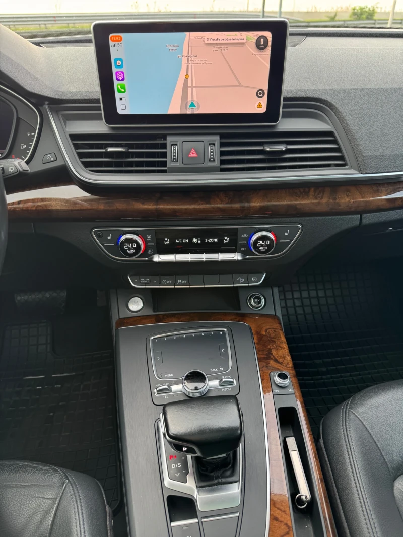 Audi Q5 2.0Т Quattro, снимка 13 - Автомобили и джипове - 52652733