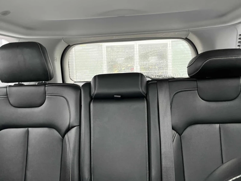 Jeep Grand cherokee 2023 Limited * CARFAX * БЕЗ ПЪРВОНАЧАЛНА ВНОСКА, снимка 17 - Автомобили и джипове - 52852300