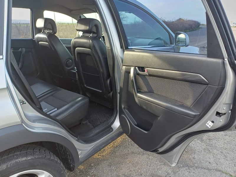 Chevrolet Captiva 2.0дизел 150к.с 4?4 автомат, снимка 14 - Автомобили и джипове - 52974268