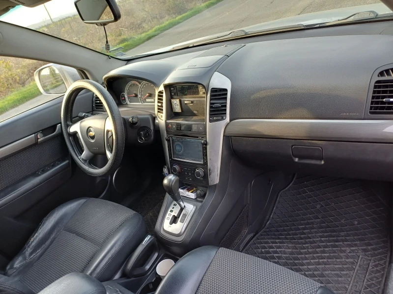 Chevrolet Captiva 2.0дизел 150к.с 4?4 автомат, снимка 15 - Автомобили и джипове - 52974268