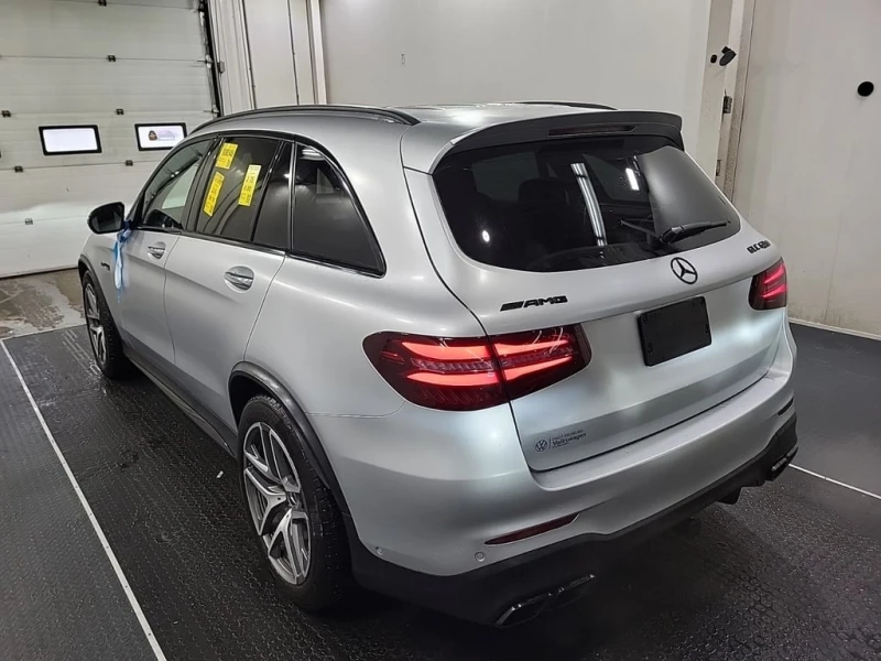 Mercedes-Benz GLC * AMG 63 S * CARFAX * ЦЕНА ДО БГ, снимка 4 - Автомобили и джипове - 53047666