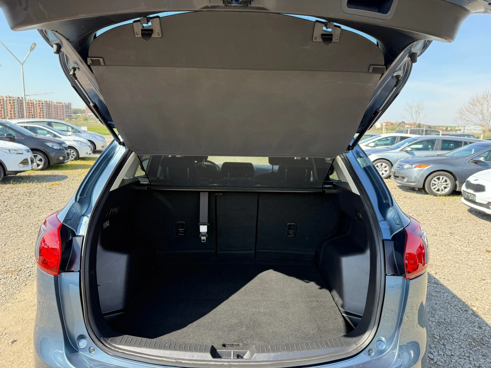 Mazda CX-5 2.0i 4x4 CH Automat Navi - изображение 8