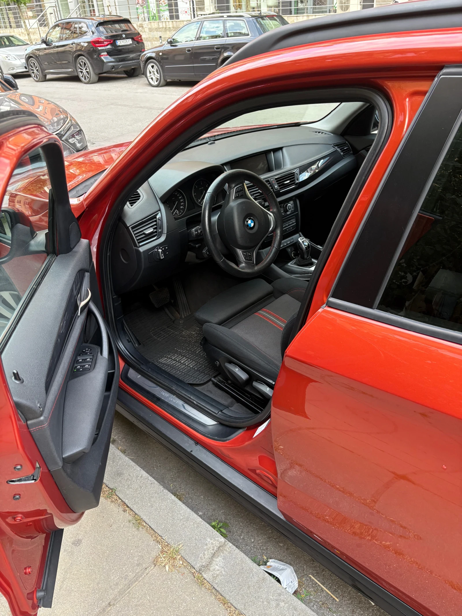 BMW X1 DRIVE 20 - изображение 5