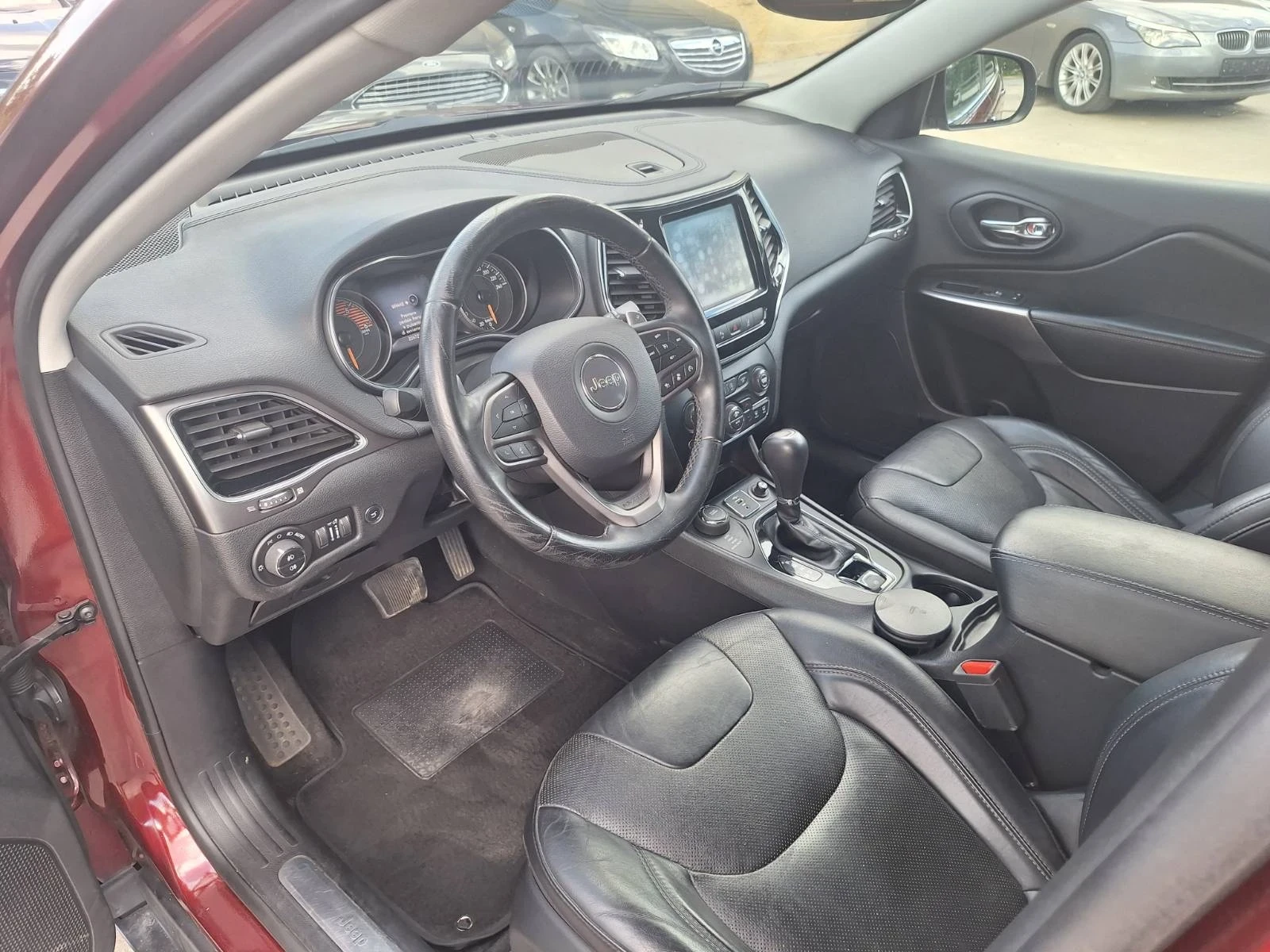 Jeep Cherokee 2.2 D 4X4 full  - изображение 9