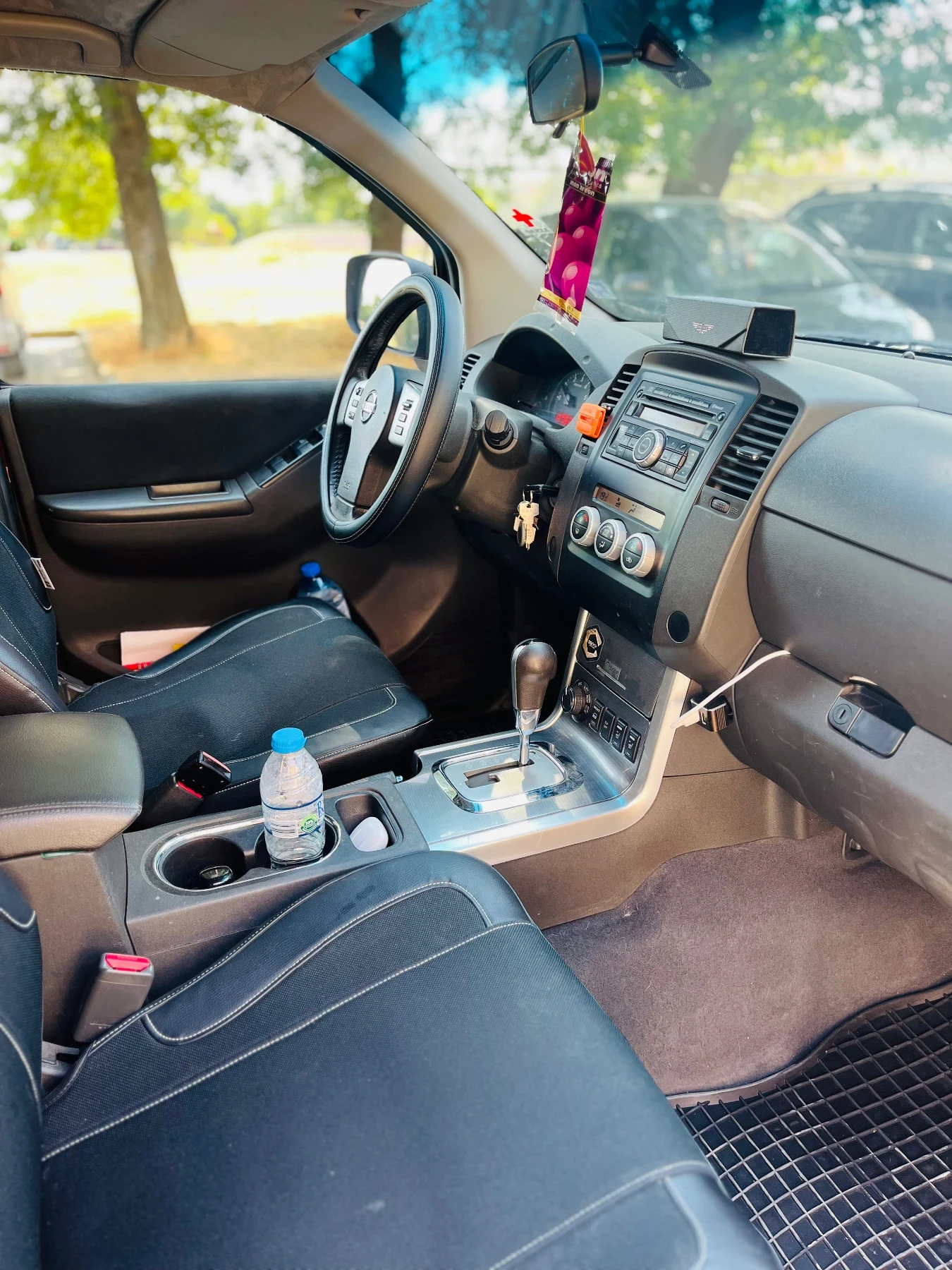 Nissan Navara 2.5 DCI 4x4  - изображение 7