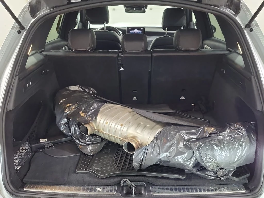 Mercedes-Benz GLC * AMG 63 S * CARFAX * ���� �� �� | Mobile.bg � ����������� 11