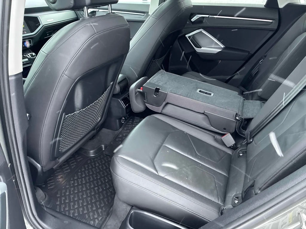 Audi Q3 * TECHNIK * CARFAX * ФИНАНСИРАНЕ  - изображение 6