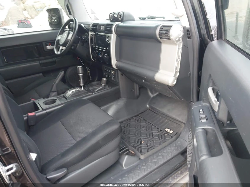 Toyota Fj cruiser 4.0l, снимка 5 - Автомобили и джипове - 53941313