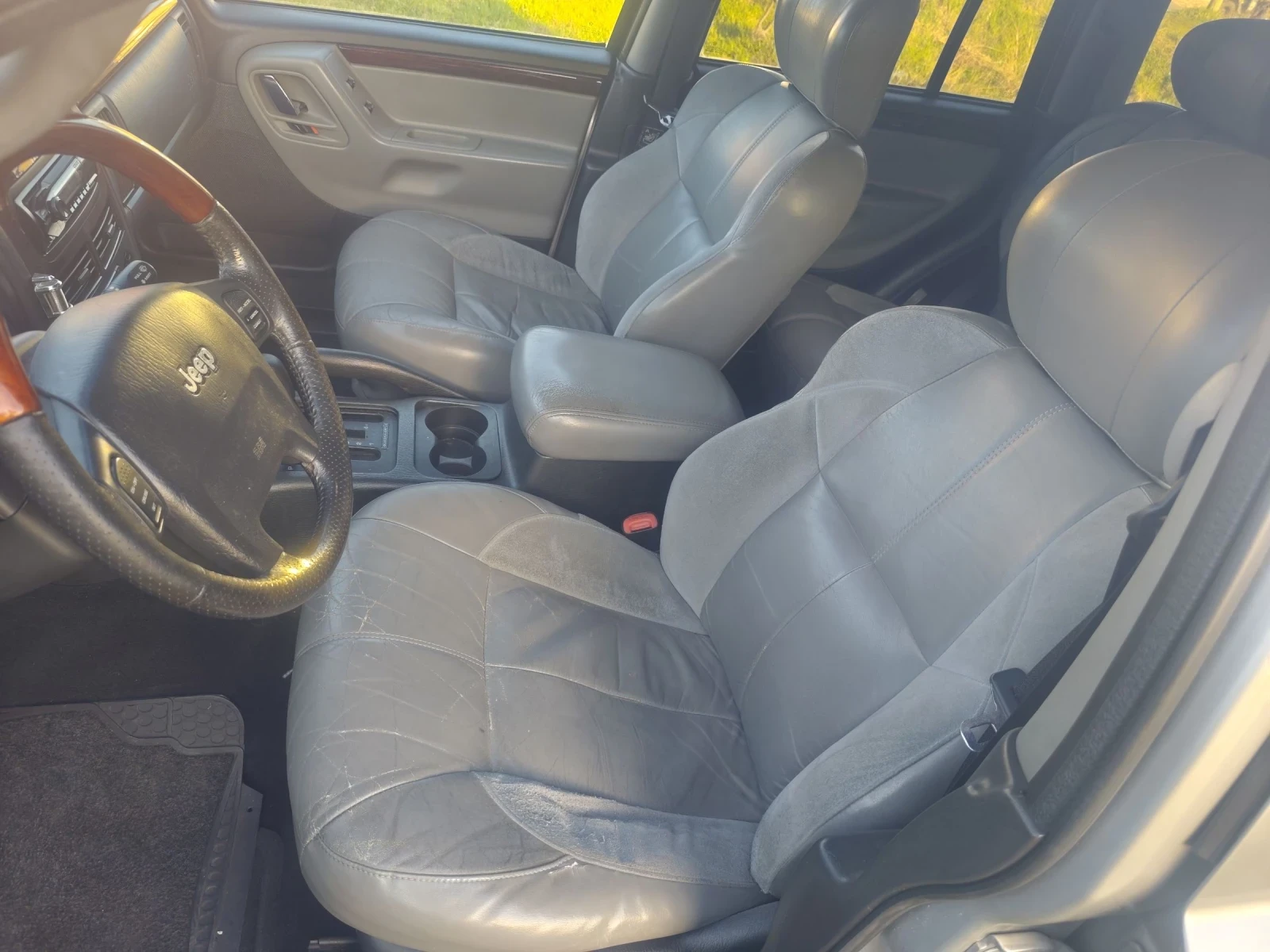 Jeep Grand cherokee 2.7 CRD, снимка 10 - Автомобили и джипове - 54178304