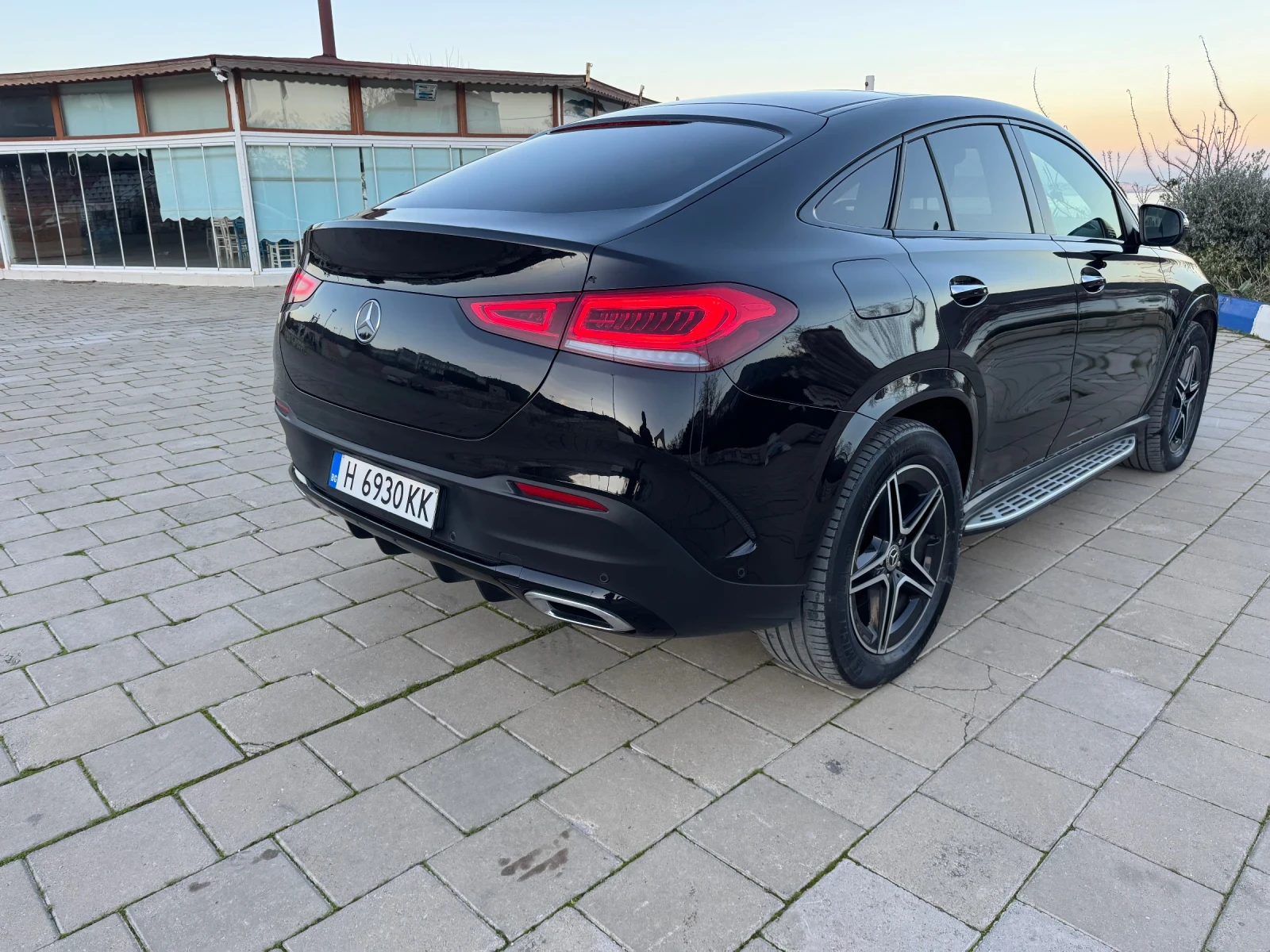 Mercedes-Benz GLE 350 AMG , снимка 8 - Автомобили и джипове - 55084166