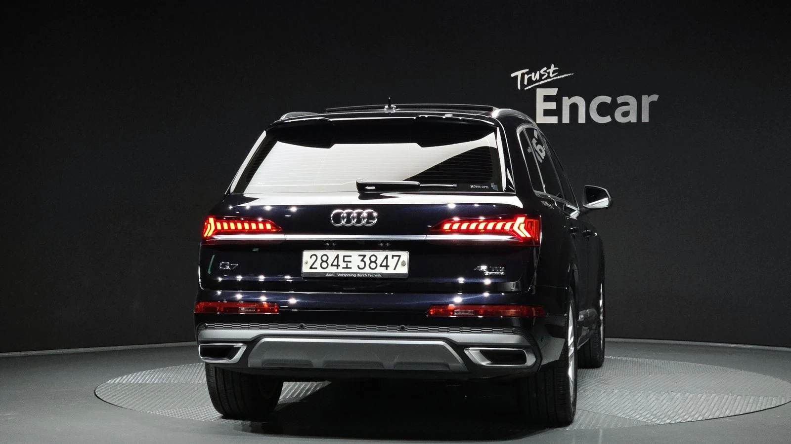 Audi Q7 45 TDI quattro* ЛЮК* HUD* 360* КРАЙНА ЦЕНА, снимка 4 - Автомобили и джипове - 55336581