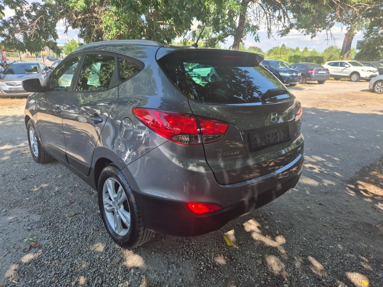 Hyundai IX35 2.0CRDI 4Х4 КОЖЕН САЛОН КАМЕРА ВНОС ИТАЛИЯ , снимка 5 - Автомобили и джипове - 55616386