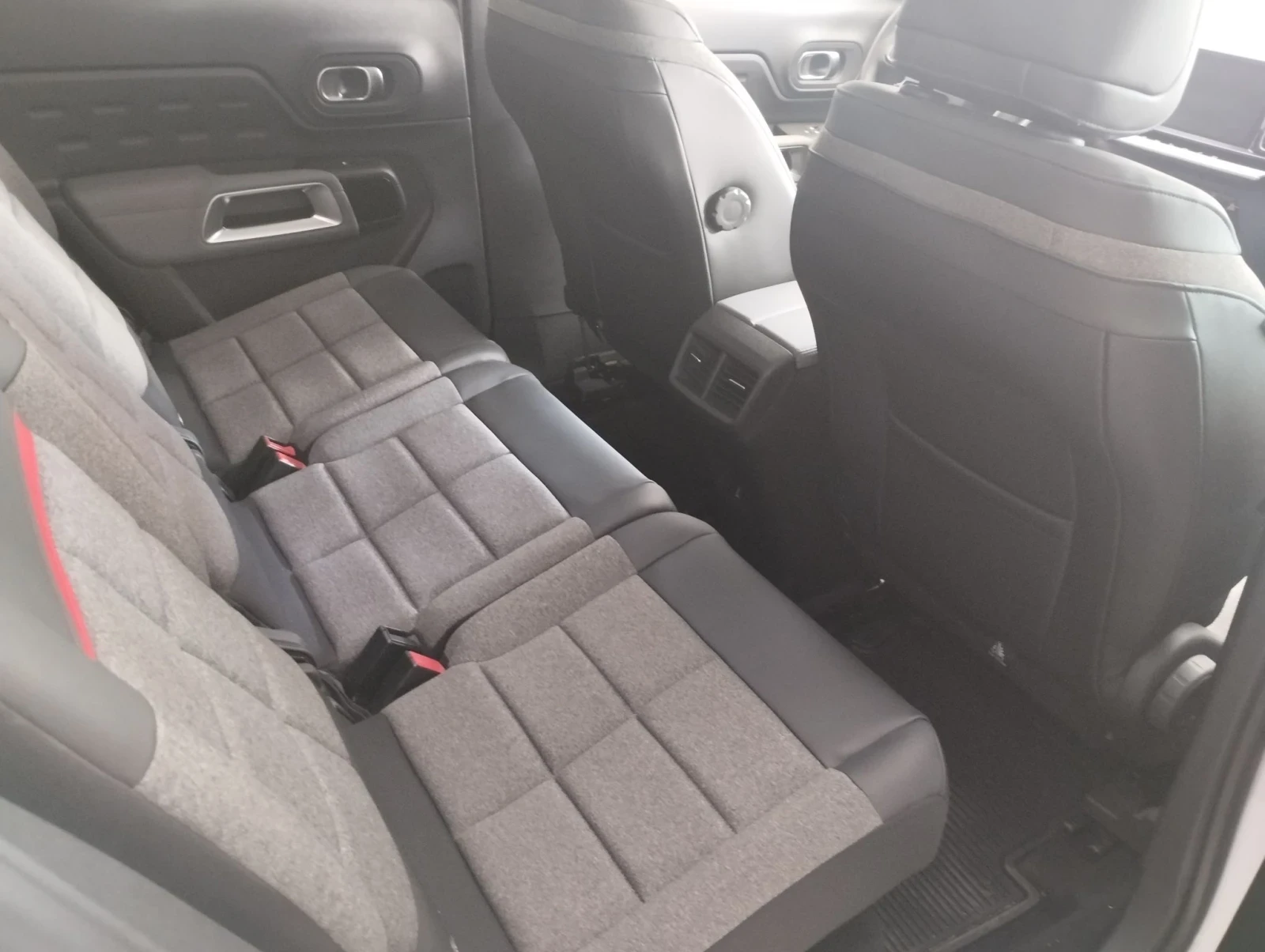 Citroen C5 Aircross, снимка 9 - Автомобили и джипове - 56250427