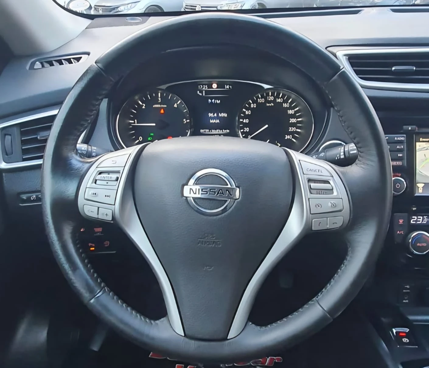 Nissan X-trail 1.6DCI 130 4WD ALL MODE Tekna | Mobile.bg � ����������� 11
