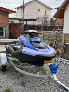 Джет Bombardier Sea Doo Spark чисто нов още гаранционен, снимка 3 - Воден транспорт - 49546409