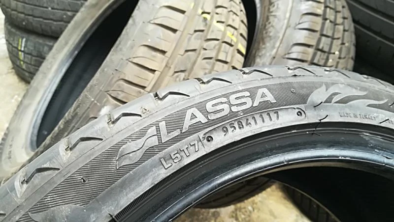 Гуми Летни 225/40R18, снимка 4 - Гуми и джанти - 25305636