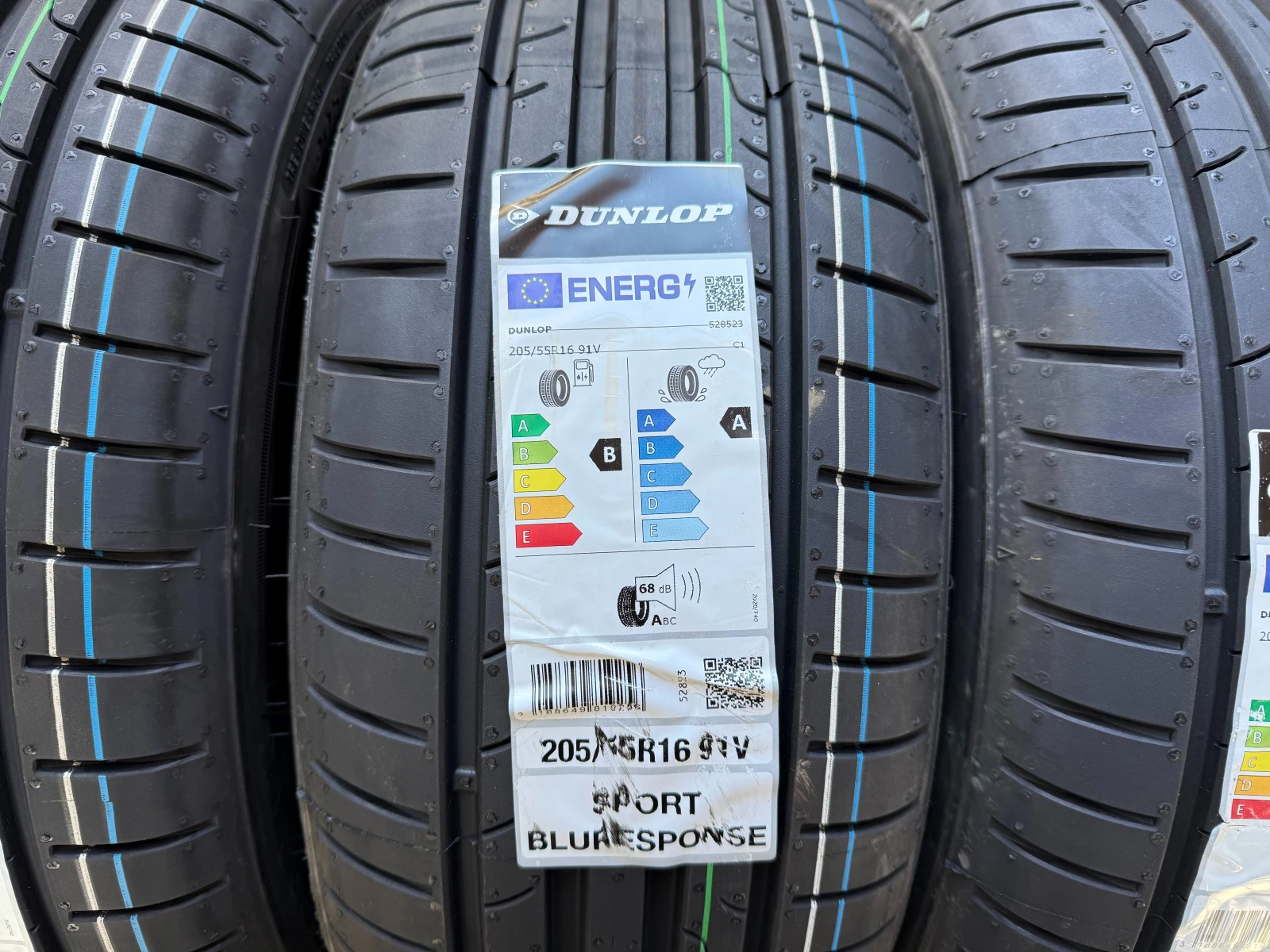 Гуми Летни 205/55R16, снимка 3 - Гуми и джанти - 53785549