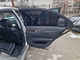 Mercedes-Benz E 280 Avangard, снимка 16