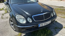 Mercedes-Benz E 320, снимка 6