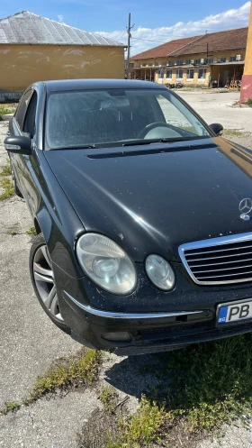 Mercedes-Benz E 320, снимка 5